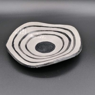 coupelle florale en terre grise ligne noire coupelle en céramique